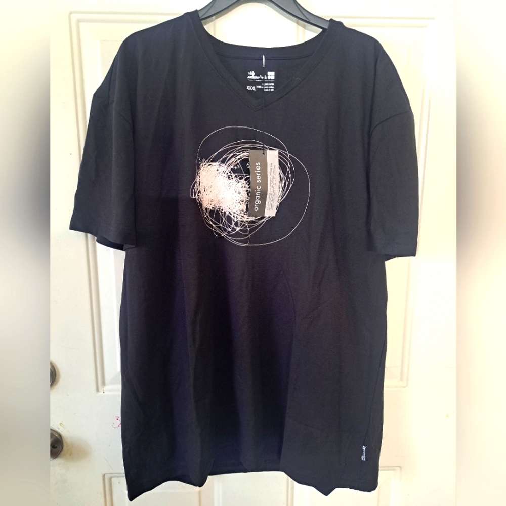 D&B audiotechnik Tshirt V neck size XXXL New.